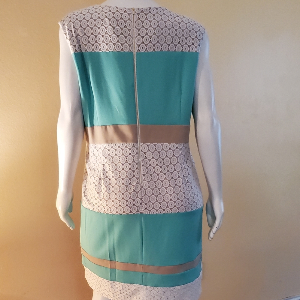 Studio One Dress - Picture 2 of 12